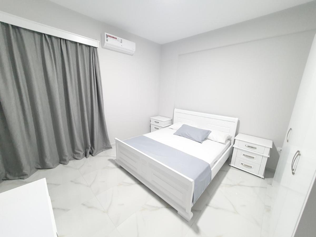 Hotel Il Mio à Ksamil Extérieur photo