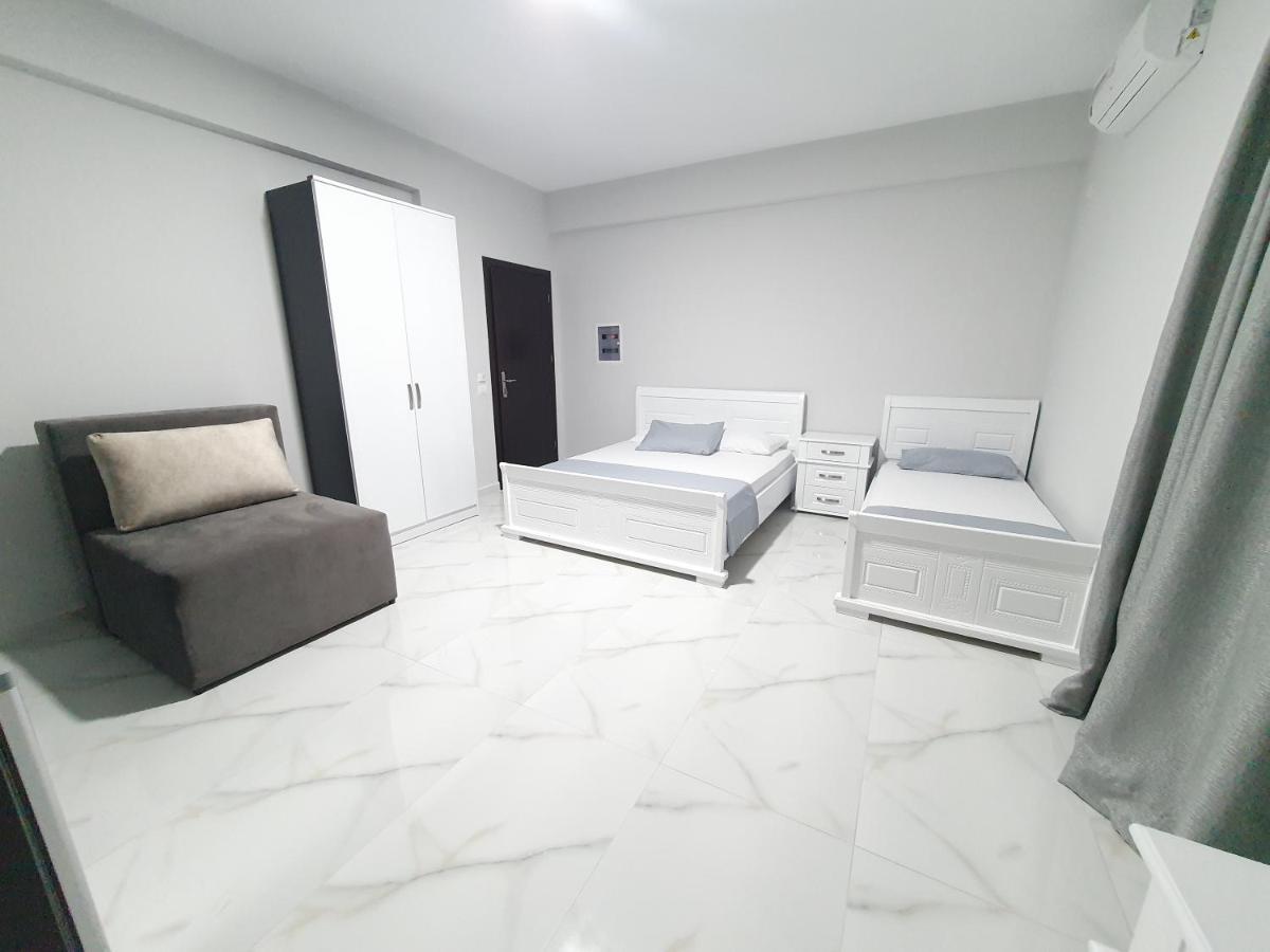 Hotel Il Mio à Ksamil Extérieur photo