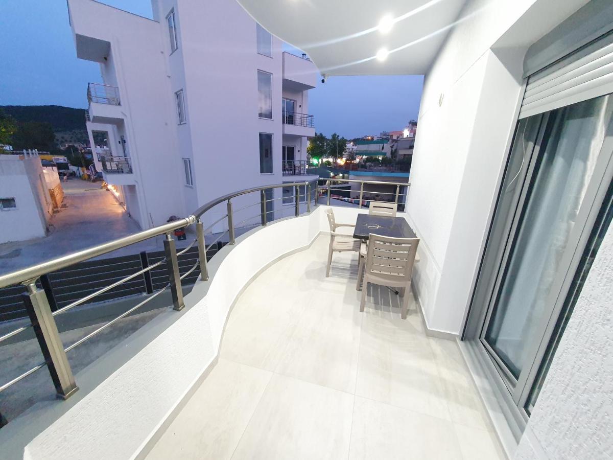 Hotel Il Mio à Ksamil Extérieur photo