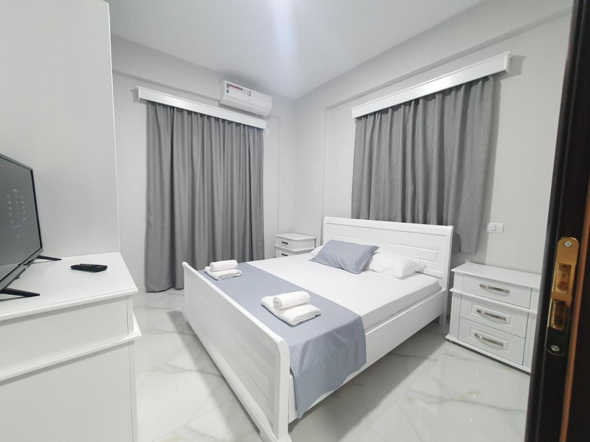 Hotel Il Mio à Ksamil Extérieur photo