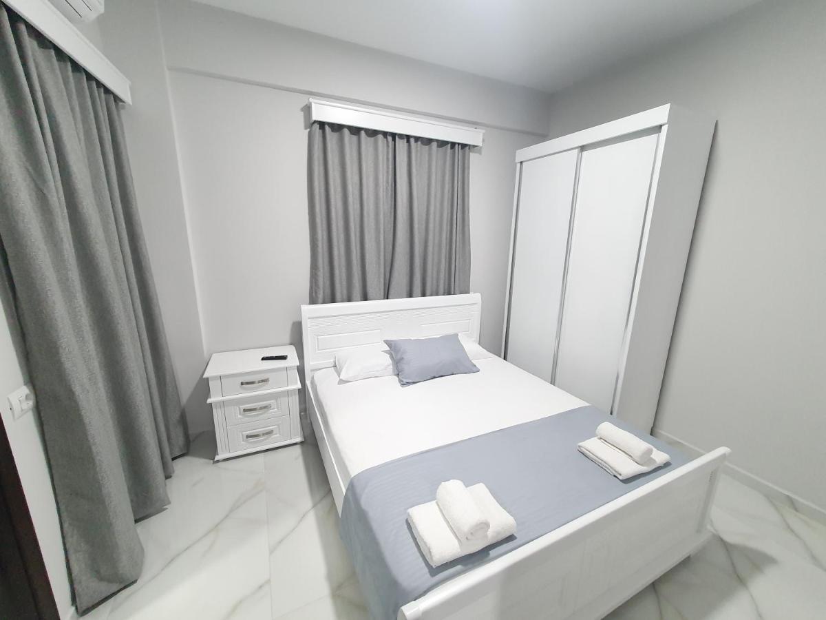 Hotel Il Mio à Ksamil Chambre photo