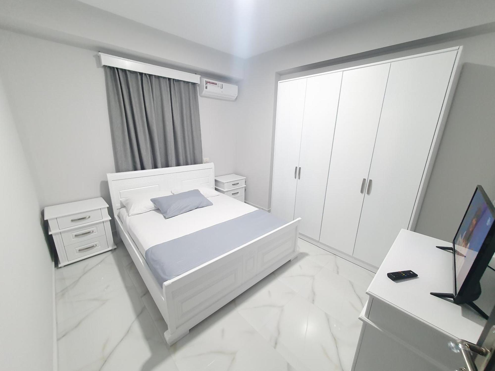 Hotel Il Mio à Ksamil Chambre photo